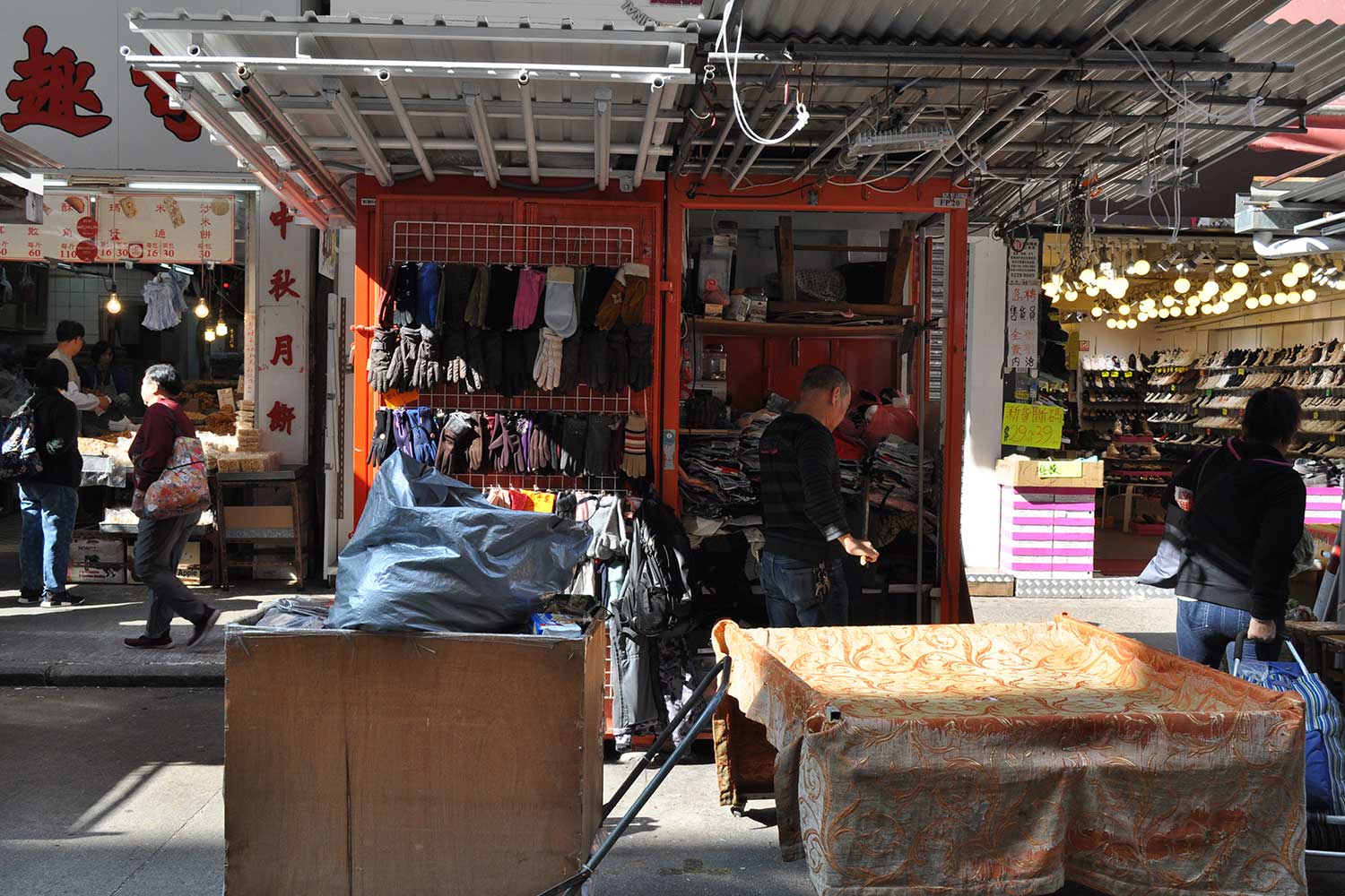 Hawker Reload: Hong Kong Street Market Urban Design and Hawker Stall