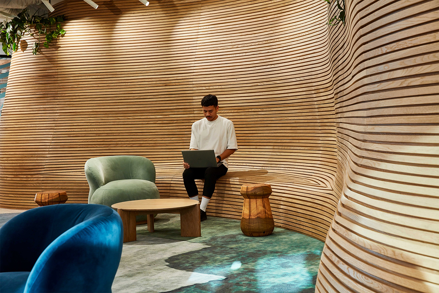 Comfort and space at the heart of today’s workplace